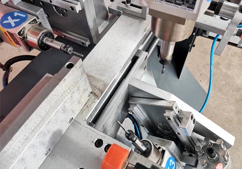 3-axis slot milling machine